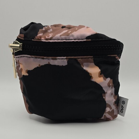 Cracked Glass/Leopard Black/White/Neutral Reversible Reusable Bag - DVF x Target - Picture 6 of 7